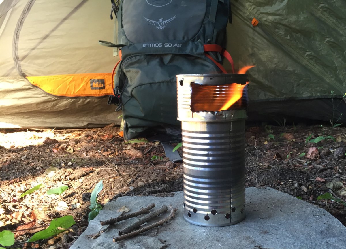 How to turn a couple of used cans into an efficient ultralight #backpacking stove. #MYOG 

cloudlineapparel.com/blogs/cloudlin…