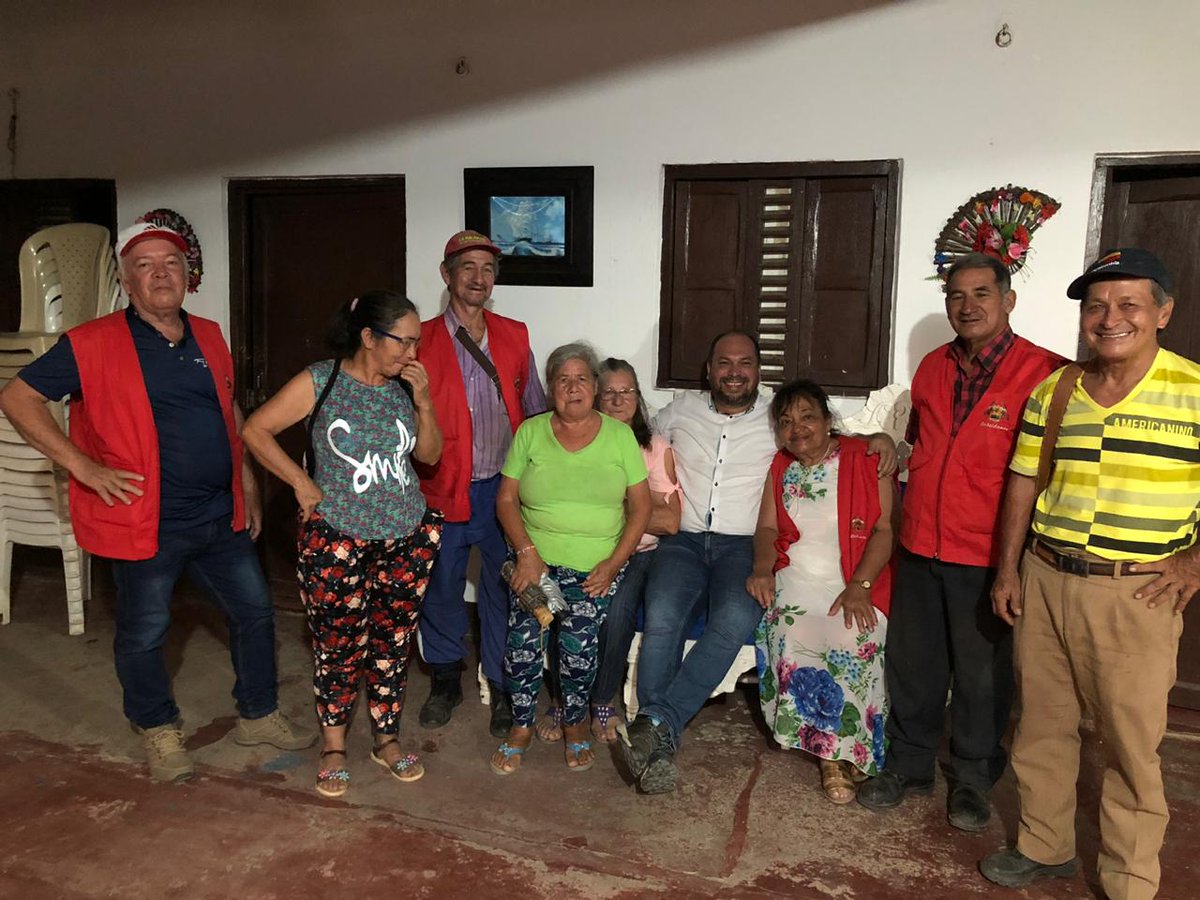 GobMeta's tweet photo. En nuestra visita a #LaMacarena, en el proceso de fomulación del Plan de Desarrollo, el Sec. Social @jhormansal visitó las instalaciones del Centro PAN y el Centro Vida, con el fin de verificar la ejecución del proyecto de granjas automatizadas. #GobiernoAlServicioDeLaGente https://t.co/0K60TAWH2u