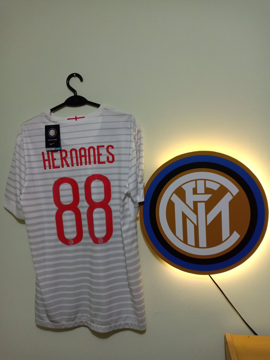 AlmauludyR's tweet photo. @LapakJersey90 @Jerseyforum @jersey_ciamikk
Inter Milan
Away Shirt
2014 / 2015
NNS Original 'Hernanes 88'
size L
BNWT (masih bau toko)
Ada minus, bekas press nameset
Rp 450.000

More info PM / WA: 082232379122
#jersey4sale #jerseysale https://t.co/VIOTdTDjnB