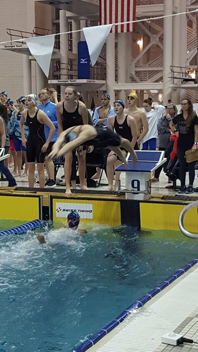 popeswimming's tweet photo. Cheever, Bragg, Munroe &amp; Keith take home the silver in the 200 Free Relay with a time of 1:39.54!! #proudhound https://t.co/JMWEQvpogU