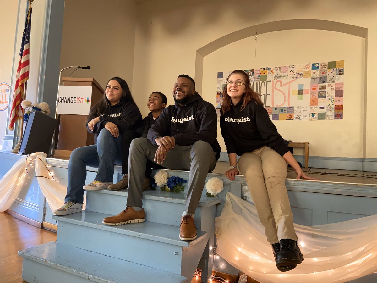 MichaelDTubbs's tweet photo. Stockton, be proud of our youth! 1 in 3 live in poverty &amp; 1 in 4 are food insecure &amp; still they rise! Every Sat. they gather as part of
@changeiststk, to learn how to organize and build a better future. This program is funded as part
 of a $12 million @AmeriCorps Stockton grant! https://t.co/PECRrOPCsm