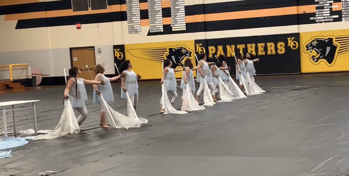 heightsvisual's tweet photo. First contest in costumes!! #excited @heightshsband https://t.co/hY71oeGLeZ