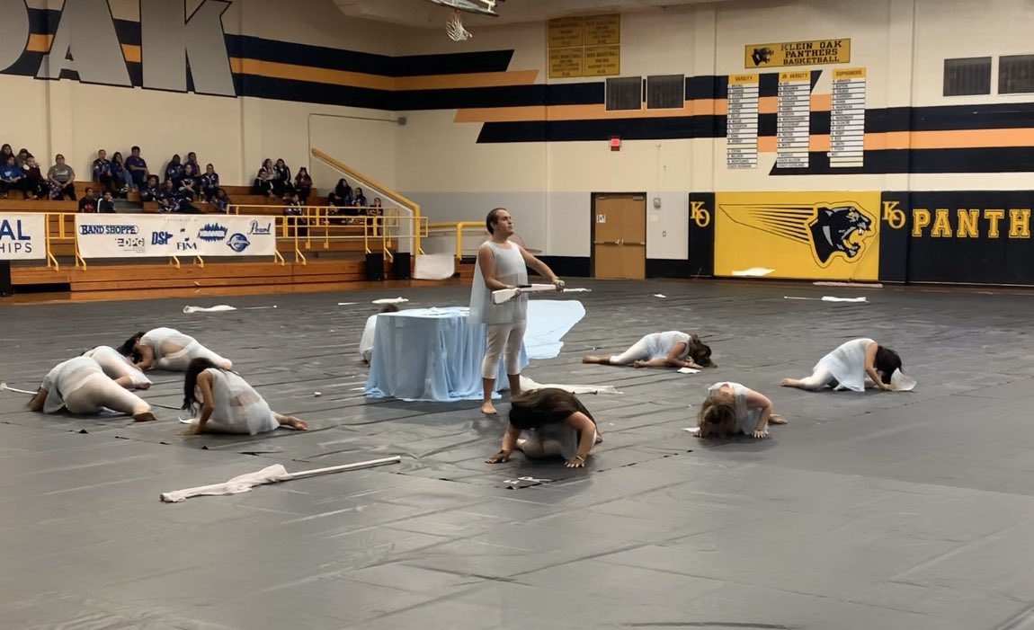 heightsvisual's tweet photo. First contest in costumes!! #excited @heightshsband https://t.co/hY71oeGLeZ