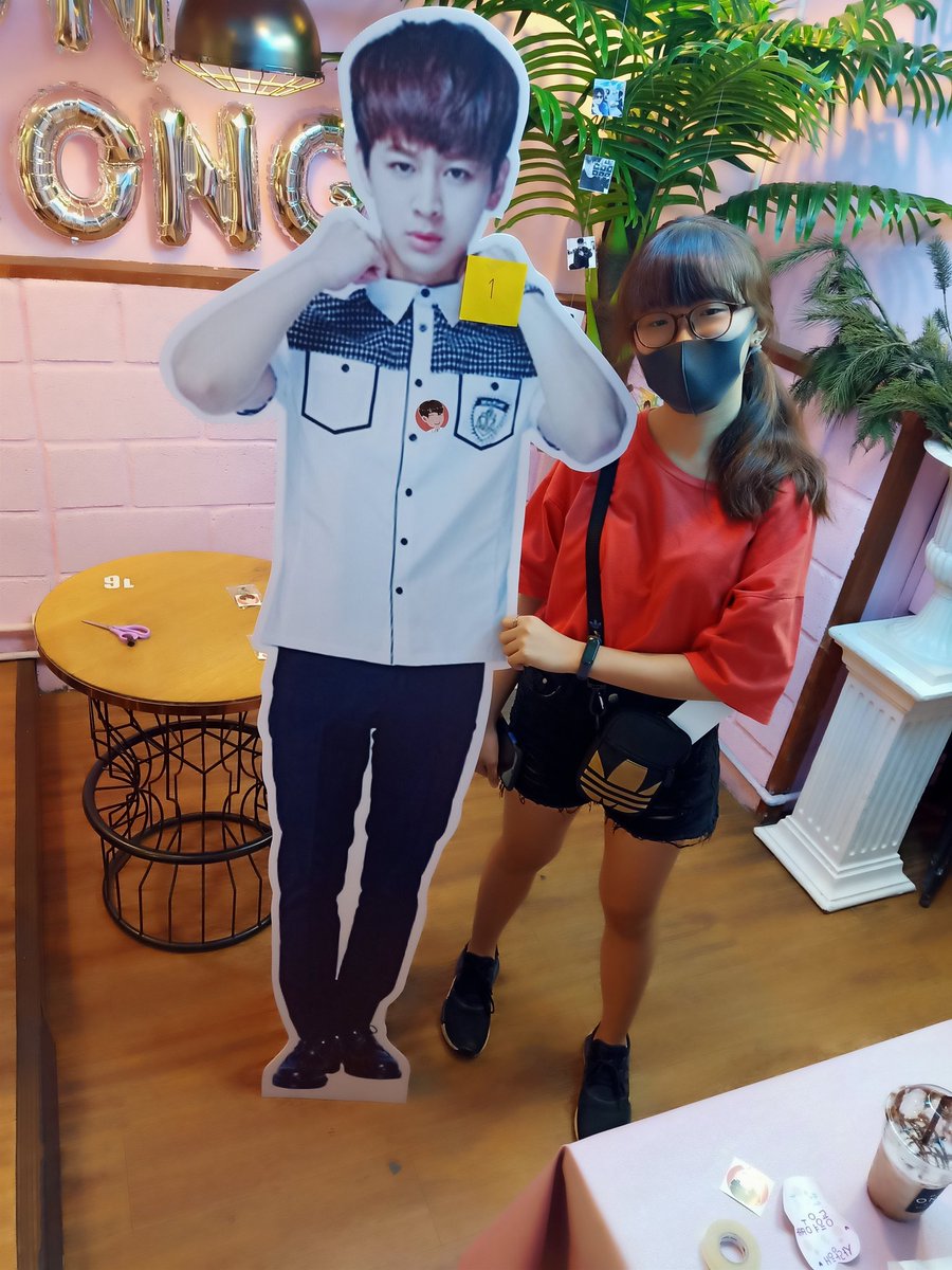 ForYunhyeong_TH's tweet photo. ผู้โชคดีที่ได้รับสแตนดี้ค่ะ :)
สำหรับท่านที่ไม่ได้2021ยังมีโอกาสค่ะ https://t.co/hukqv9nDco