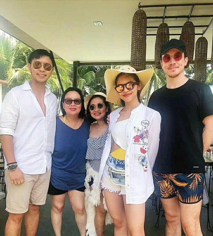 ClaireSamot's tweet photo. NAGKALAT NA NAMAN ANG ARMAINE SA SOCMED HAHAHAHHAHAHA
#ALDUBInLoveWithYou https://t.co/cNShgncbFh
