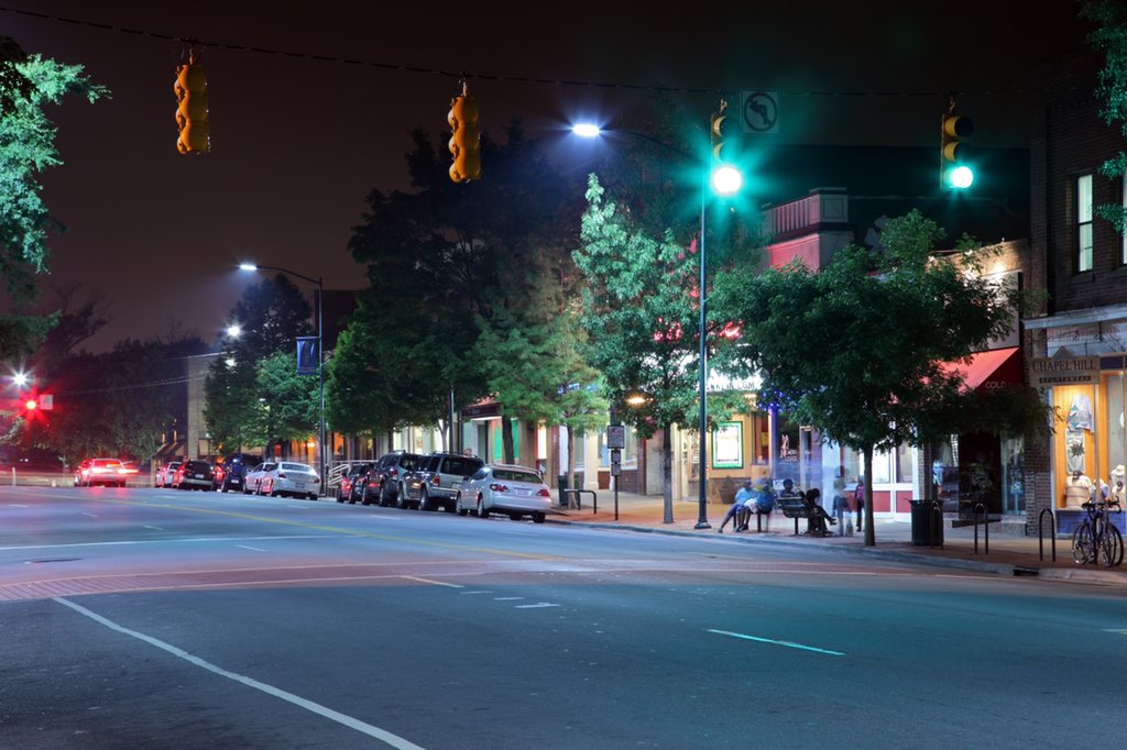 JoshhRobbins3's tweet photo. Live look at Franklin Street.  👀. #HereComesDuke https://t.co/8UfWuujbNS