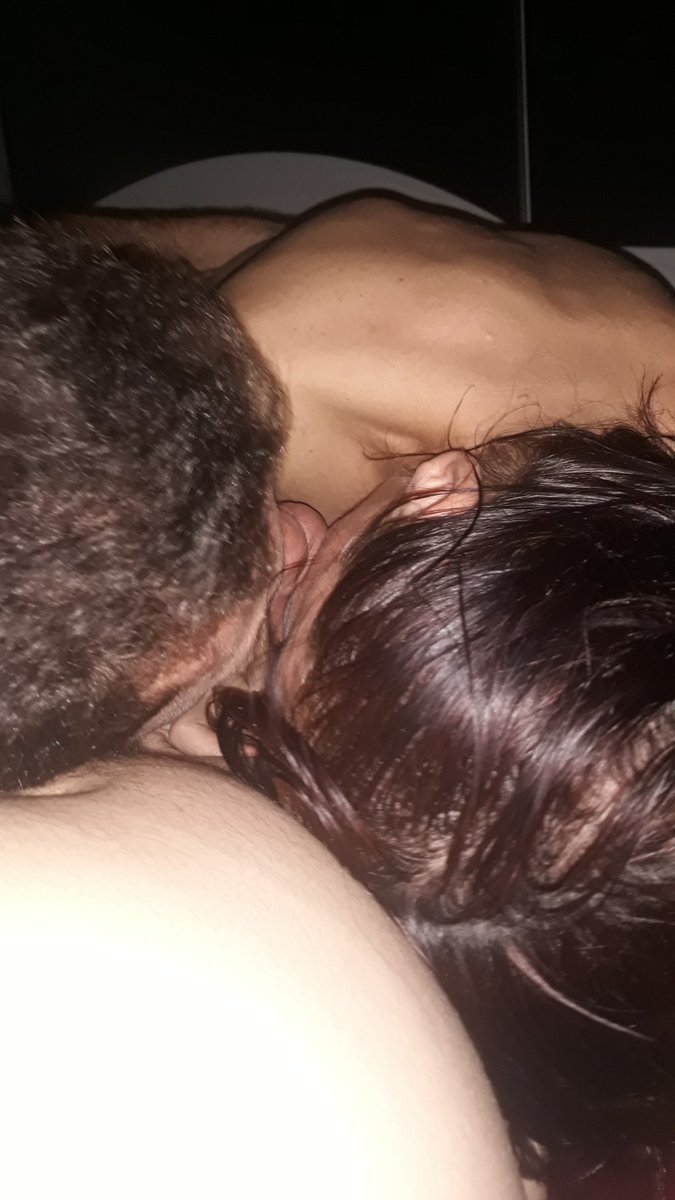 Eşimin aletinden benimle öpüşmeye varmisiniz