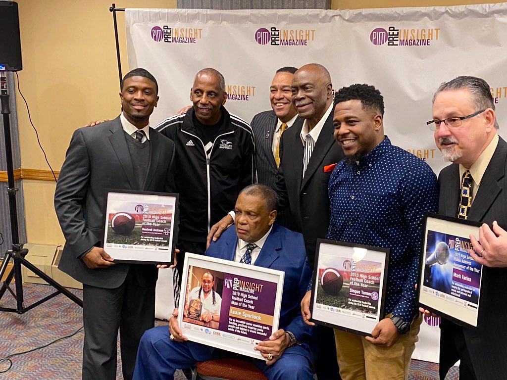 SinqueTurner's tweet photo. I am humbled and honored for my name to be spoken in the same breath with some of the greats in these photos. Congratulations to Legendary Coach Lexie Spurlock on his lifetime achievement award! Thank you Preps Insight Magazine for the Acknowledgement! #HorsePower https://t.co/RLwXNMCfzs