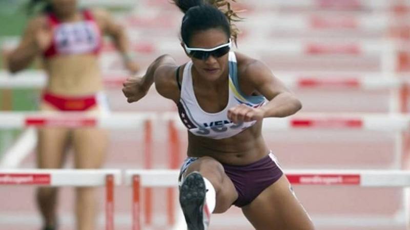 ConElMazoDando's tweet photo. ¡Bate récord! Venezolana Génesis Romero gana oro en Meeting de España https://t.co/YdwUbImitS  #FebreroDeDignidadYRebeldia https://t.co/ip4Meenof8