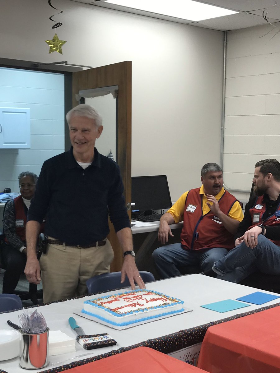 Lowe’s 113 tweet media