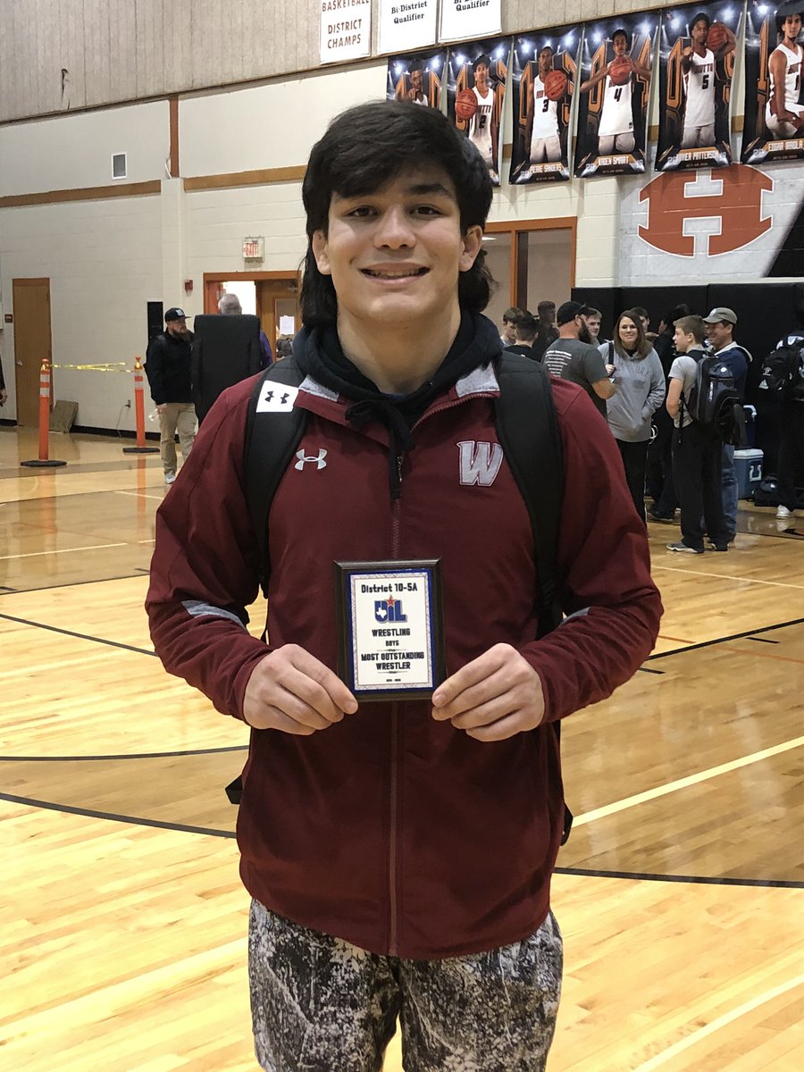 Wolves advance 9 to regionals next weekend!

Team placed 3rd

Micah Wiginton awarded MOW

Champs:
Micah Wiginton 160
Anthony Apodaca 170

2nd:
Hannah Hayden
Maya Khabbaz
Adrian Martinez 

3rd:
Camille Kostman 
Quang Chau
Cameron Tobias 

4th:
Brady Smith