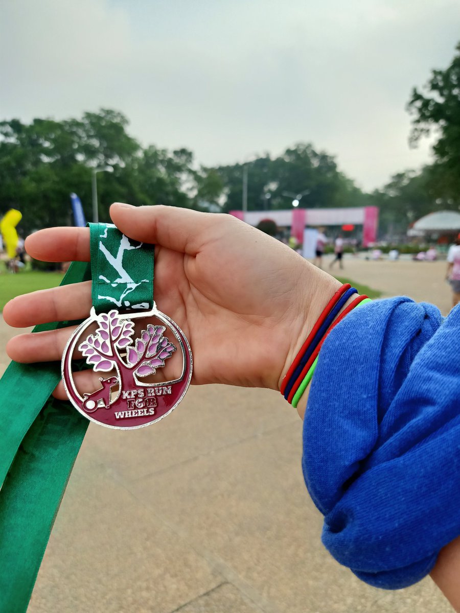 Mamiii7928's tweet photo. ได้เหรียญฮาล์ฟแรกมาแล้ว จะเอาไปอวดนะ ตัวแสบ #MusicBNK48 #My1st21km #RunForWheel #RunForMyself https://t.co/TL0VrdP3X4