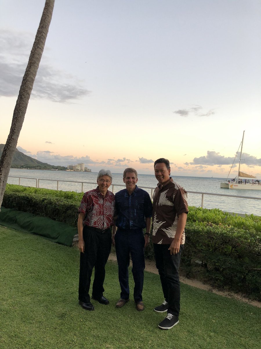 HPUPresident's tweet photo. Mahalo @AndrewBrandt for outstanding keynote speech @HPU Sharks Dinner Club https://t.co/OmUSRd5qjG