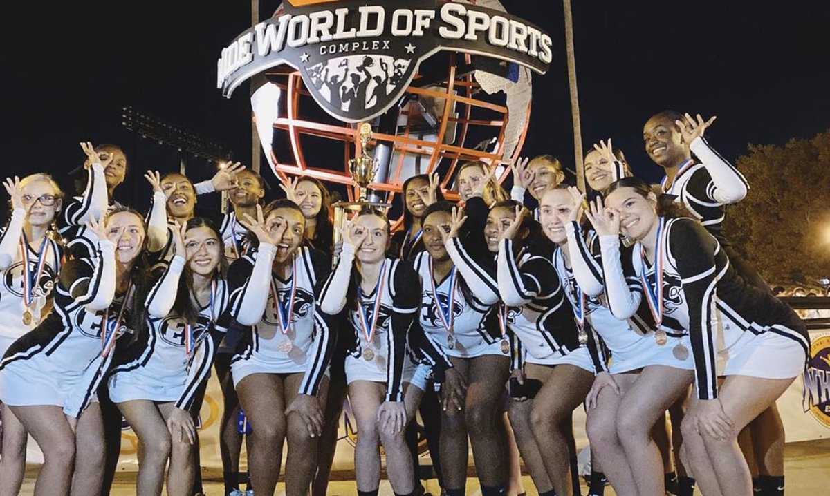 cdeastcheer's tweet photo. 👌💪 https://t.co/6OVjwgA249