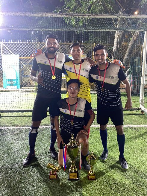 info_iism's tweet photo. #IISM #Football #Team at NMIMS University’s School of Commerce College Sports Fest- #Balze‘20 won the game. Our students David Mathews, Siddharth Rawat & Tejas Bagayatkar received Golden Boot & Honesh Motta received Golden Glove for their spectacular performances. @SportsNMIMS1 https://t.co/lLPvg8lPqu