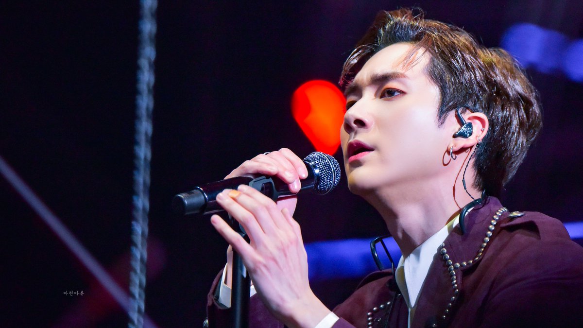 AryounAron's tweet photo. 20200105 골든디스크어워즈
애절하고 아련하고

#뉴이스트 #NUEST #ARON #아론 #곽아론 https://t.co/58uiT4TyBQ