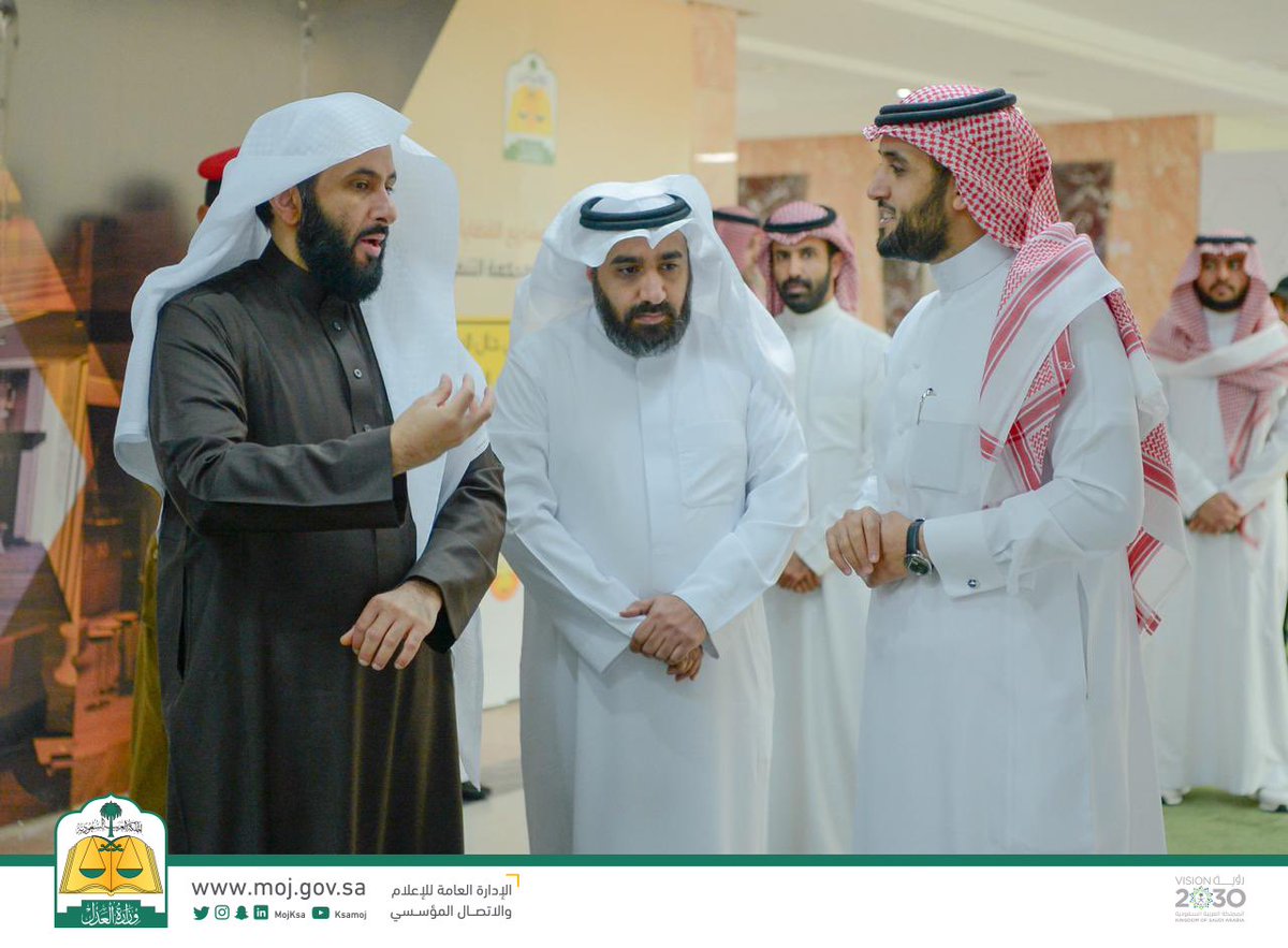 MojKsa's tweet photo. دشّن معالي وزير العدل د. وليد الصمعاني، مركز التواصل الموحد 1950 الذي يهدف إلى خدمة المستفيدين بجودة عالية وعلى مدار الساعة باللغتين العربية والإنجليزية، من خلال الرقم أو البريد الموحد أو منصات التواصل الاجتماعي و الدردشة الحية في البوابة الإلكترونية أو الخدمات الذاتية. https://t.co/OZvqR6hNV8