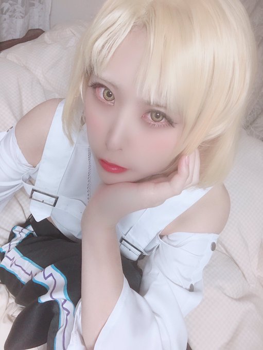 Twitterのコスプレ画像3