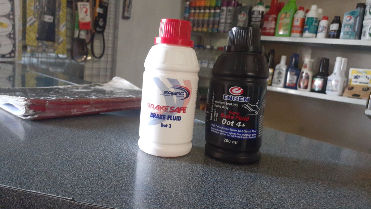 regiousmabika's tweet photo. Oils from USD1, plugs from USD2, air filters from USD5, oil filters from USD4, engine cleaner from USD2, Degreaser from USD4, Dashboard Spray from USD2.00, bulb's from USD0.50, brake fluid from USD2, brake pads from USD10 and much much more

0772862613 https://t.co/nQC9ZO79gp
