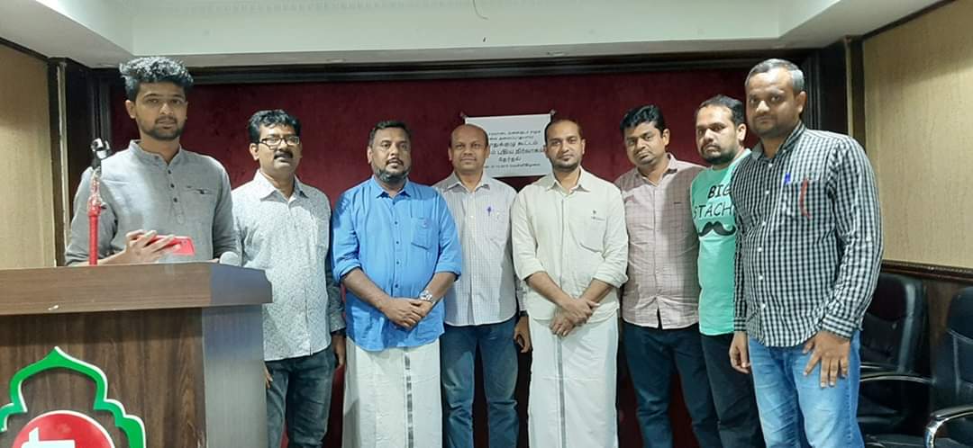 pdvgulf's tweet photo. https://t.co/cxWj78lw8o

PDVGULF Dubai 2020-2021
தலைவர் : முகம்மது இஸ்மாயில்( மில்லத்)
து.தலைவர் : s.o.k. சாகுல் ஹமீது (பாவாஜான்)

செயலாளர்: முகம்மது அலி (ஹாரூன்)
து.செயலாளர்: நிஜாமுதீன் (நிஜாம்)

பொருளாளர் : முகம்மது இஸ்மாயில்(சூஃபி நகர்)

புதிய நிர்வாகிகளுக்கு வாழ்த்துக்கள். https://t.co/5XDWZZtT5m