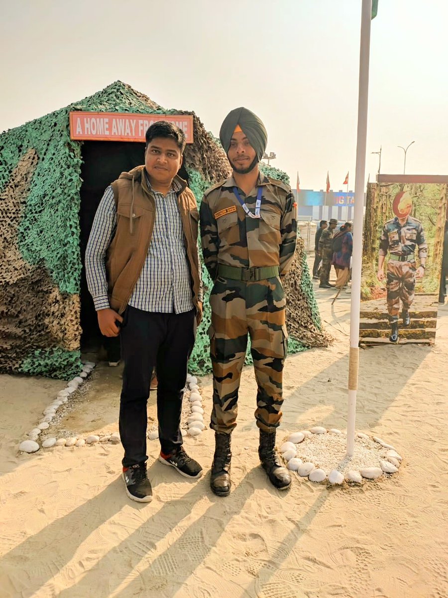 At lucknow Defence Expo.
@DefExpoIndia @sdPachauri1
@Real_Anuj @Real_Atul1 
#सेना_शस्त्र_प्रदर्शनी 
#DefExpo2020