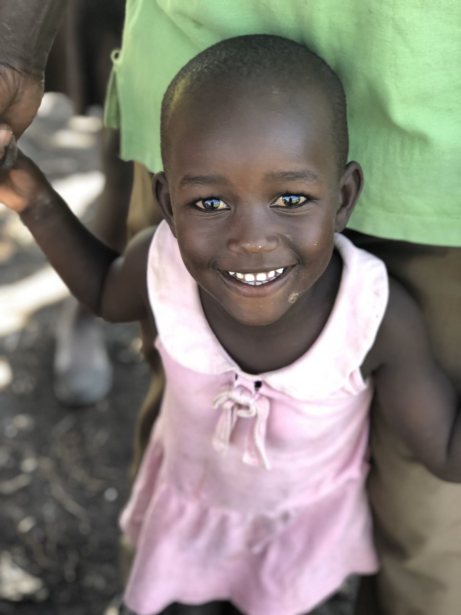 HopeForKenya1's tweet photo. Smile! It’s #SundayMorning https://t.co/sl6DCfXj20 https://t.co/mo2ir3qhxR