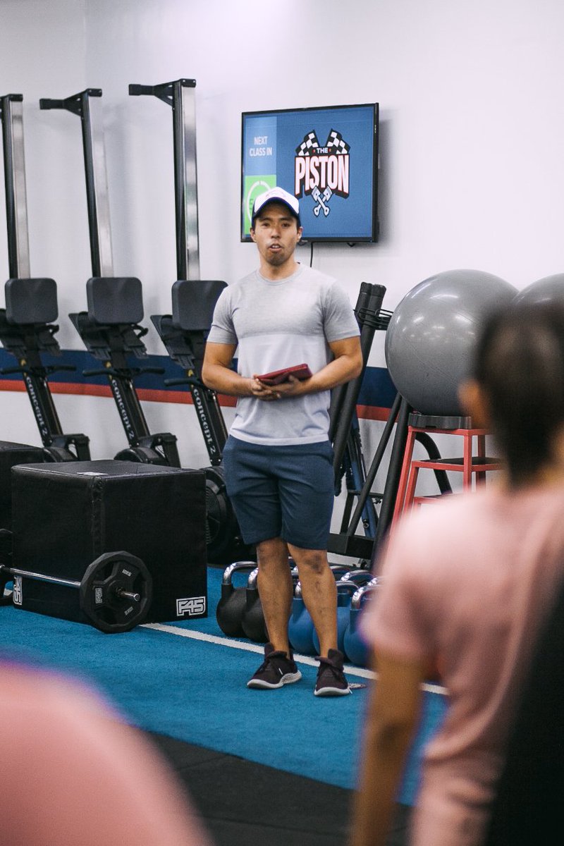 UNIQLOPH's tweet photo. Last week, students at @F45Training experienced a HIIT and cardio work out while wearing pieces from the Sport Utility Wear collection. Visit our stores and check out the newest line up.
#SetYourLifeinMotion #SportUtilityWear #LifeWear #UniqloPH https://t.co/gGxdsX6Qs4