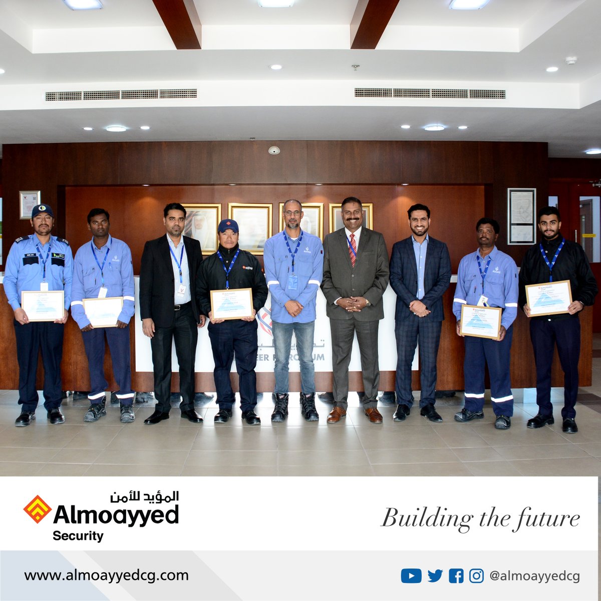 Security personnel Lila Bahadur Rana, Sunil Das, Anjayh Cheppali, Rajeshwor Munnar and Husain Ali Abdulla Yusuf who are a part of our security team at the Tatweer Petroleum project were awarded the honor of Employee of the month for their outstanding performance. #bahrain
โฃโฃ https://t.co/kODZO5j3yz
