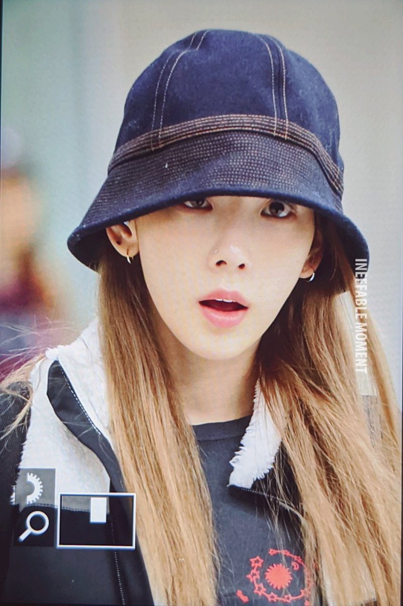 Taeyeon and Wheein as each other: a thread