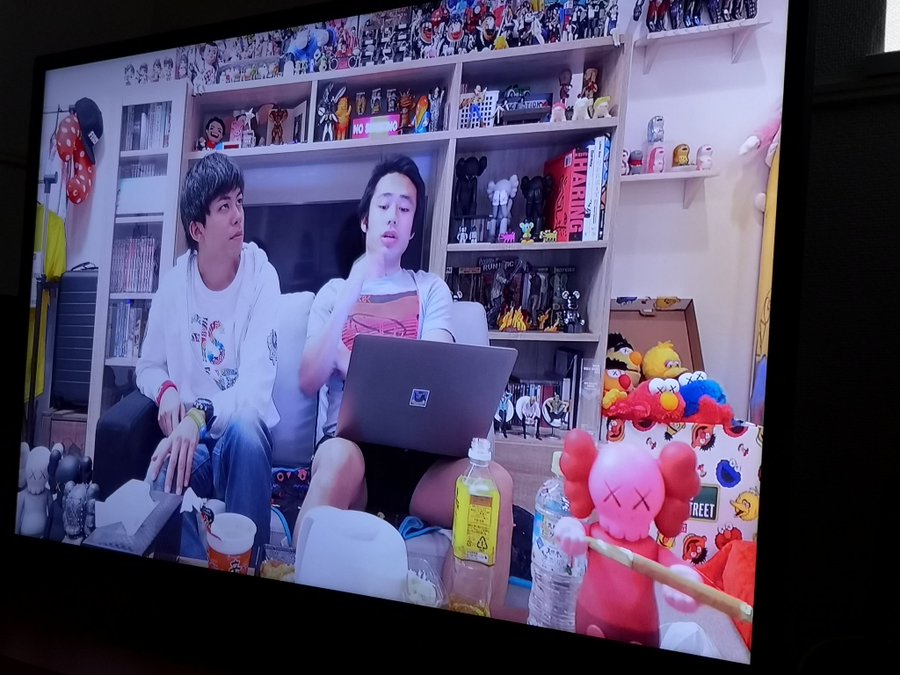 フィッシャーズ ザカオは仕事辞めた 脱退の噂や動画に最近よく出る理由は スイミージャーナル
