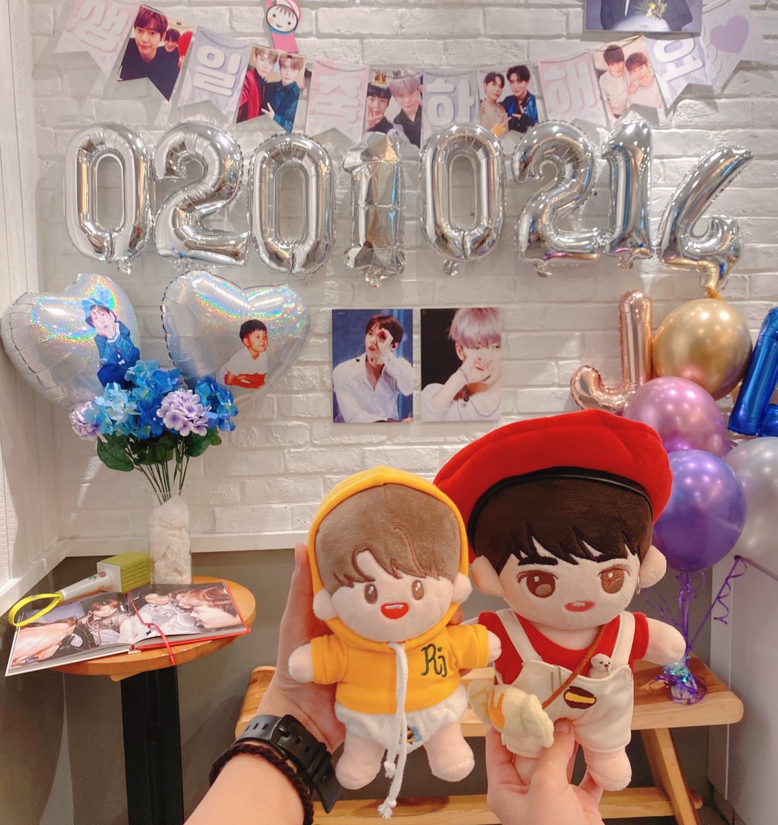 renlespabo's tweet photo. injeolmi met new friends yesterday too 🥰 @glitterdojae @_sparklele @deartyong #TOLOVE114 https://t.co/9I2Tt90HpG