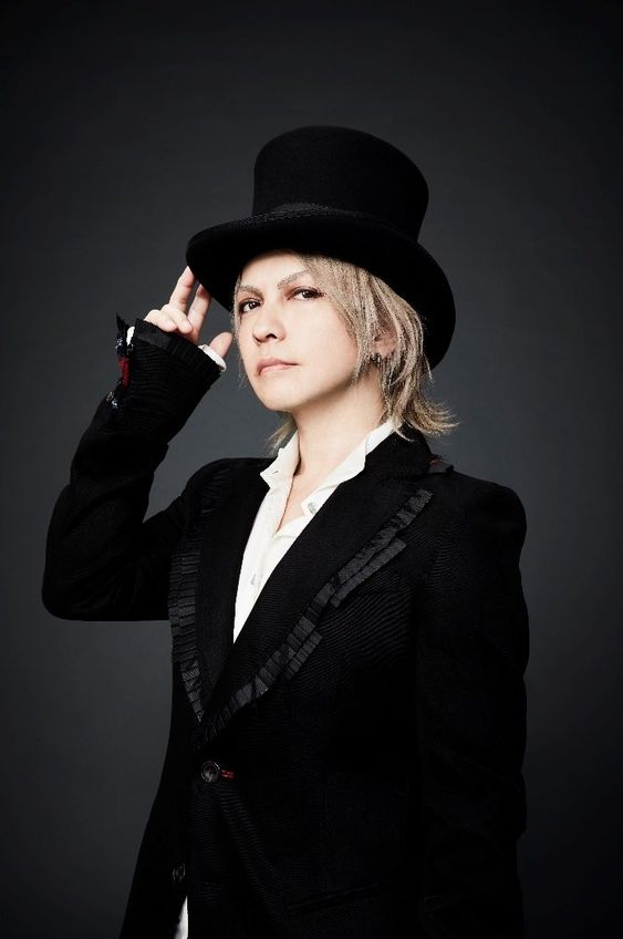 まきえ カーラ デルヴィーニュとhyde好き T Co 6ky0bbuv31 Twitter