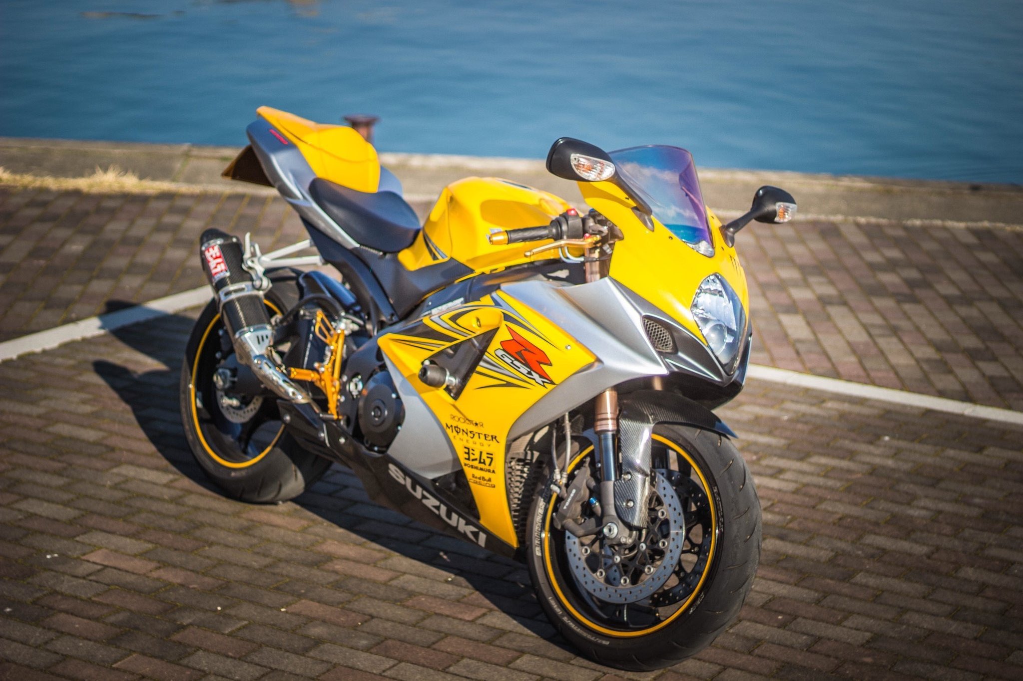 全日本黄色いバイクはかっこいい選手権 Twitter Search Twitter