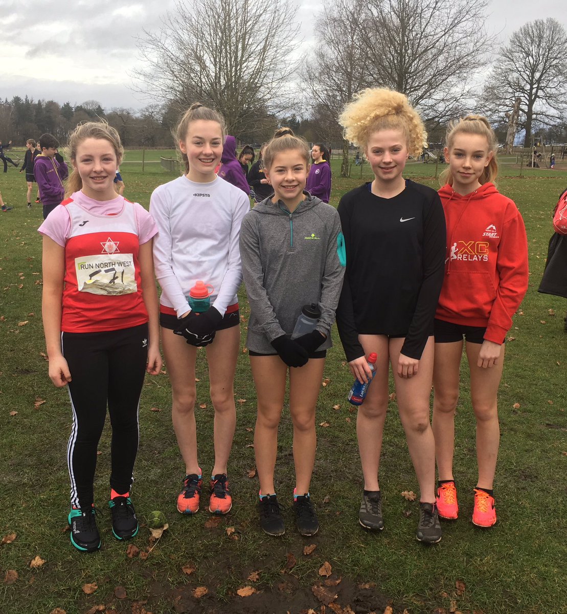 CONGRATULATIONS to <a href="/WarringtonAC/">WarringtonAC</a> under 15 girls team on winning the BRONZE TEAM MEDALS in the U15G overall league competition at the Manchester Area Cross Country League 2019/20 <a href="/ManAreaXC/">MACCL</a> Well done Orla, Eva, Lucie, Molly and Jasmine 🌟