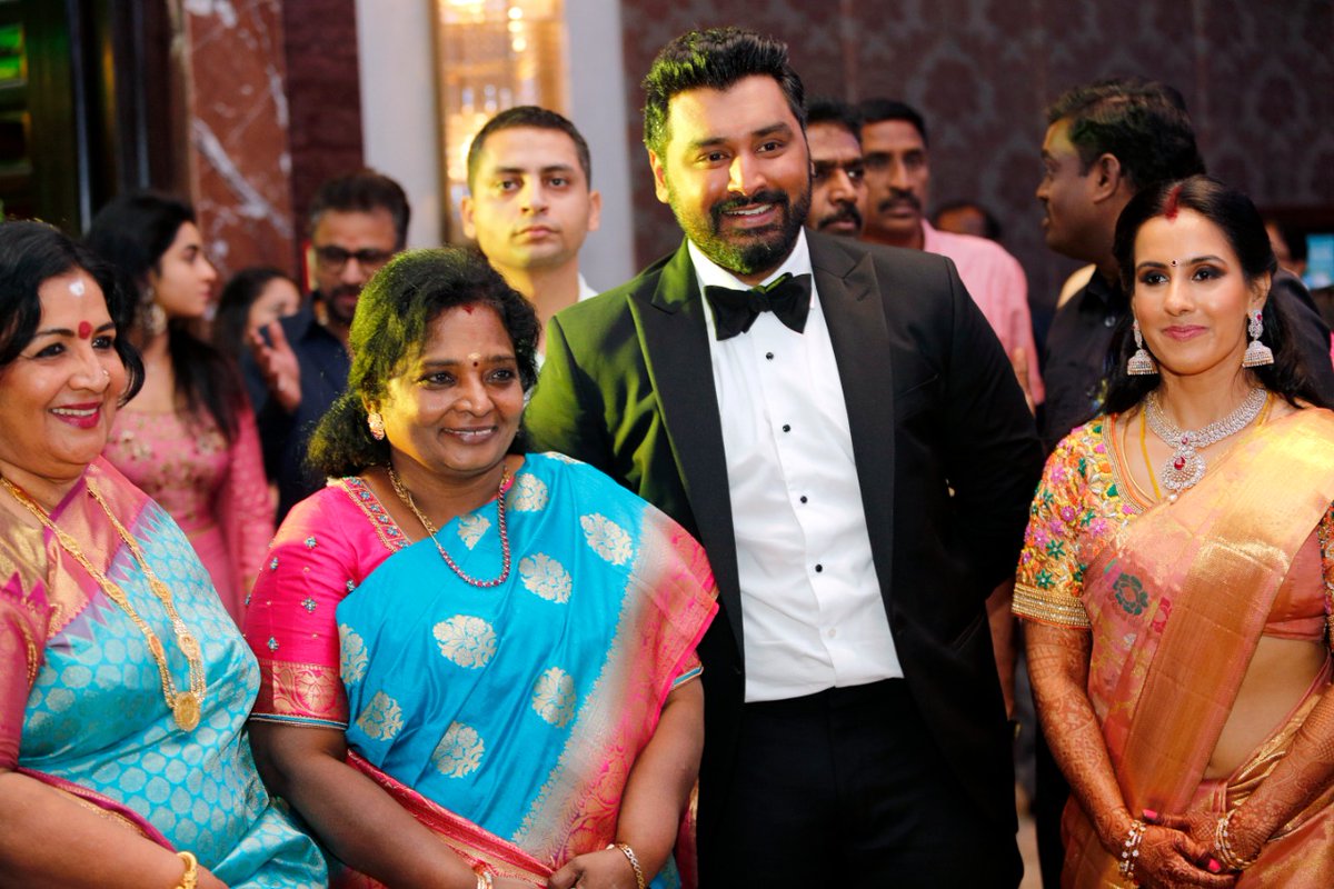 Attended our Neighbour in saligramam & Malayalam Actress Mrs.Jayabharathi Son Mr.Unnikrishnan & Sonali Wedding reception & greeted the young couple at ITC grand Chola, Chennai.