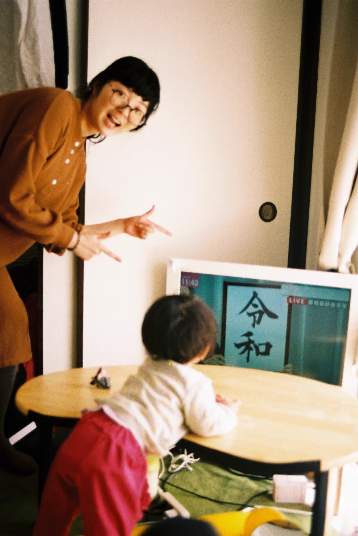 「子供が生まれると、子供も可愛いが奥さんがとてつもなく可愛く感じる！！」旦那さんが奥さんへの愛を感じる。