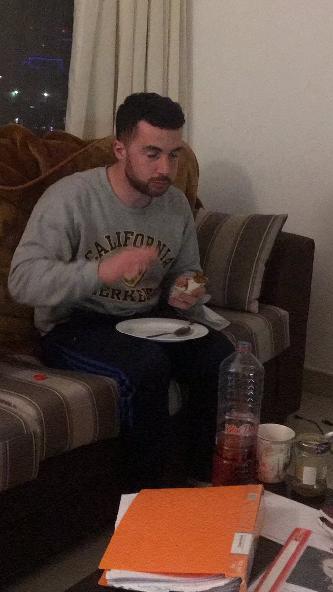 Brian_Dunne's tweet photo. Half time snack for the mayo man micky P #Gaago https://t.co/EHUJrtsTil