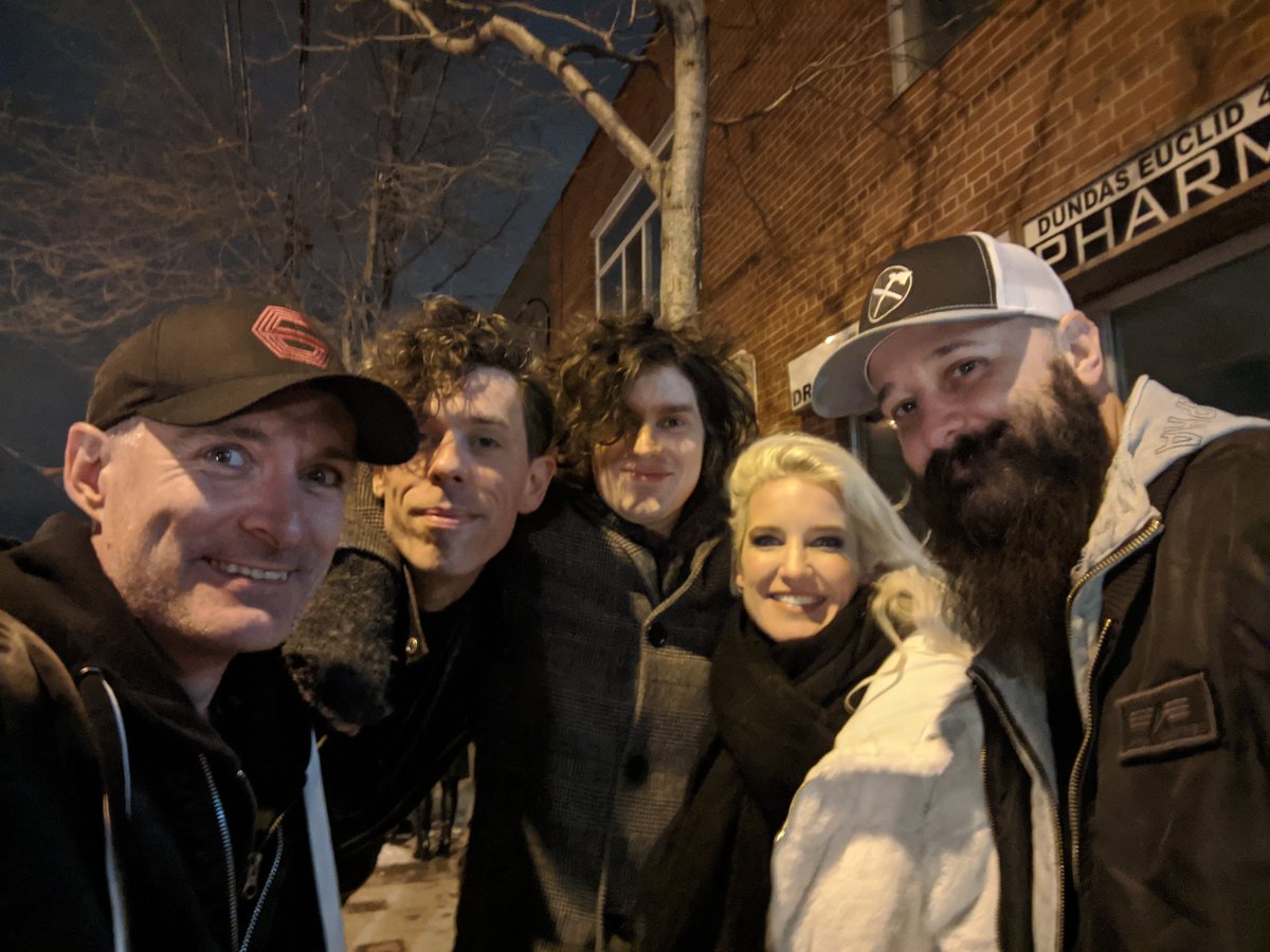 Neon Fawkes 🇨🇦🎹🎧 tweet media