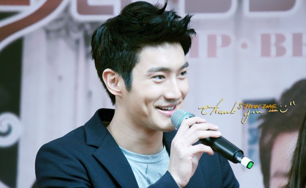 Siwon & his adorable dimples  #No_Siwon_No_Life #HappySiwonDay  @siwonchoi