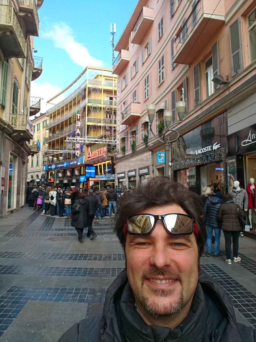 doctorPMM's tweet photo. Perche sanremo è sanremo... #sanremo2020 https://t.co/4m2uATWxxV