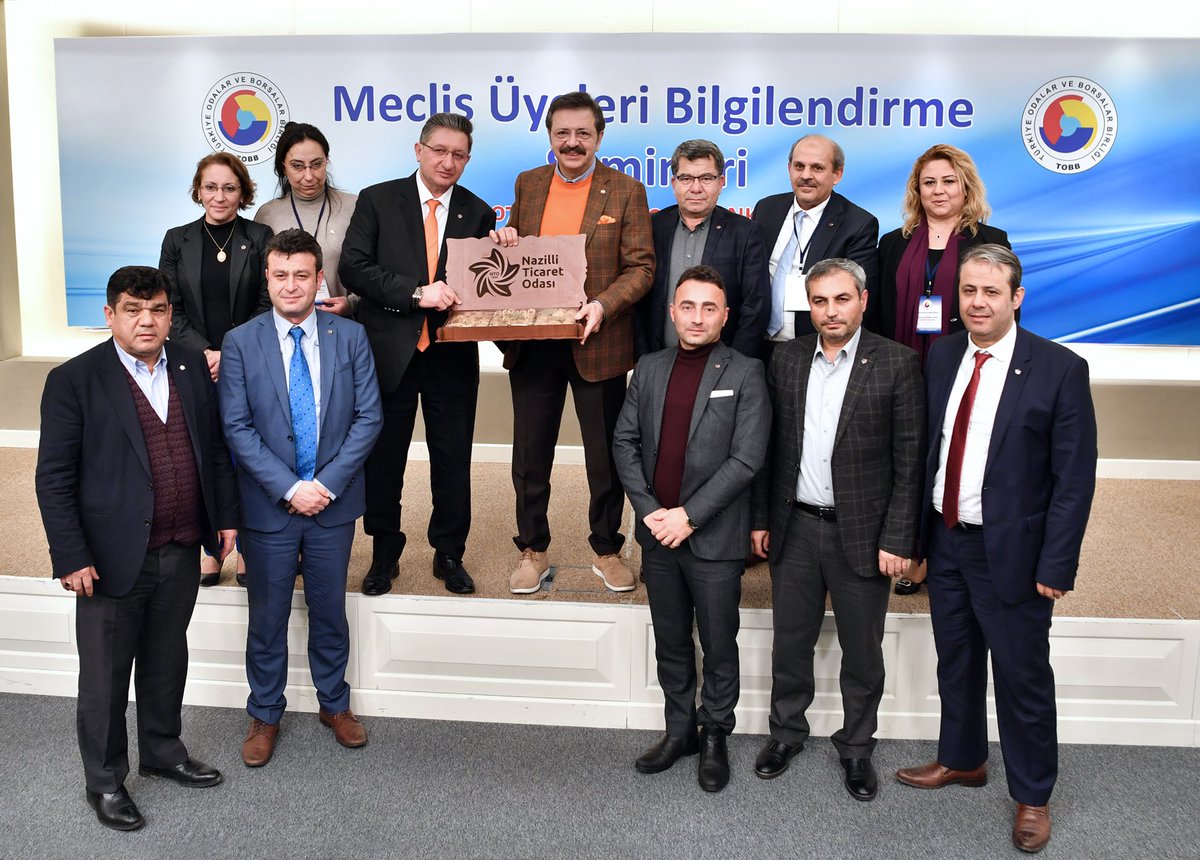 TOBBiletisim's tweet photo. TOBB Başkanı @RHisarciklioglu, Meclis Üyeleri ile biraraya geldi https://t.co/mrYkrHxrXo https://t.co/cWI8K3uDaQ