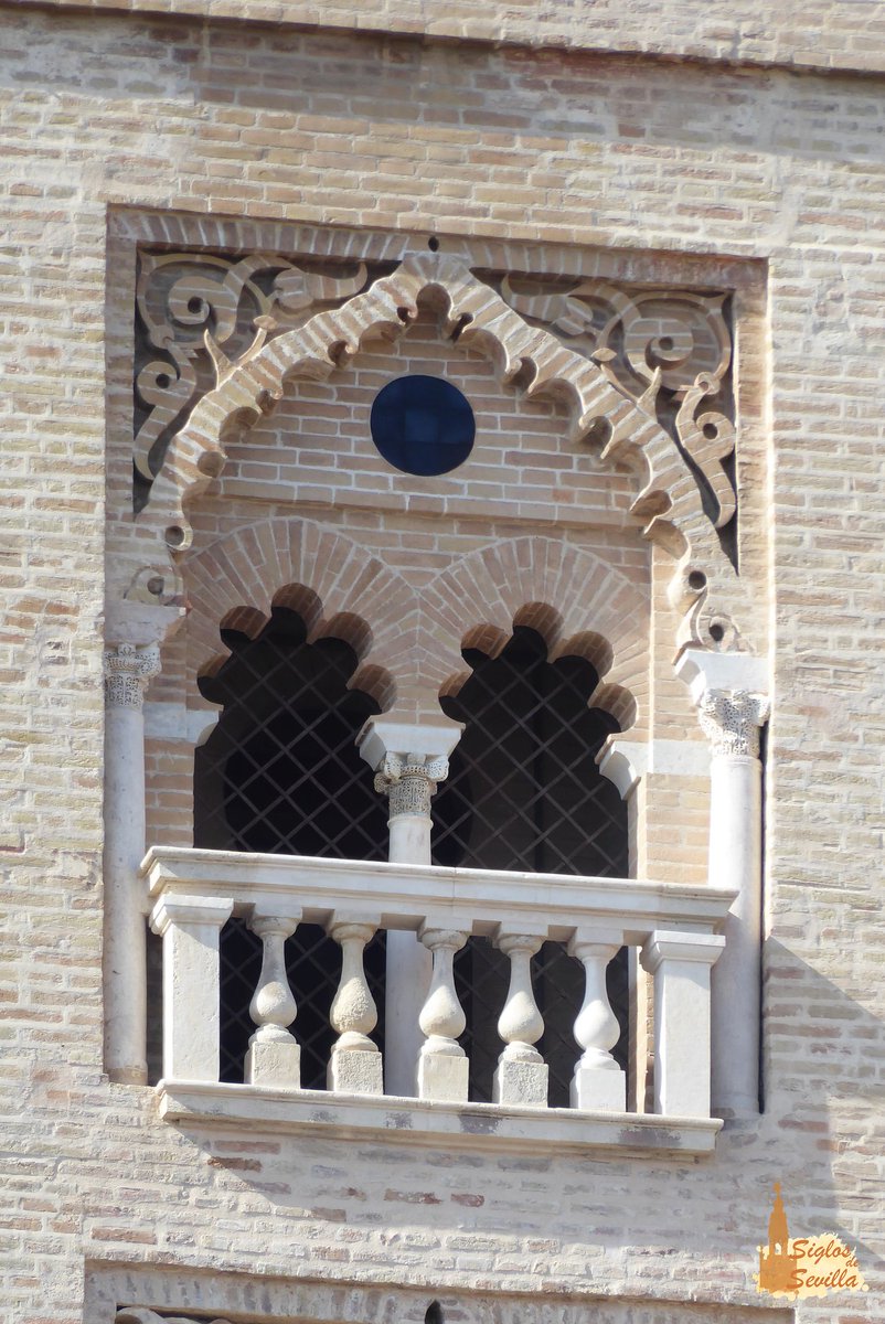 siglos_sevilla's tweet photo. Los detalles de la Giralda recién restaurada #CulturaSev #TDSCultura #TDSActualidad https://t.co/FxBY1UqOms