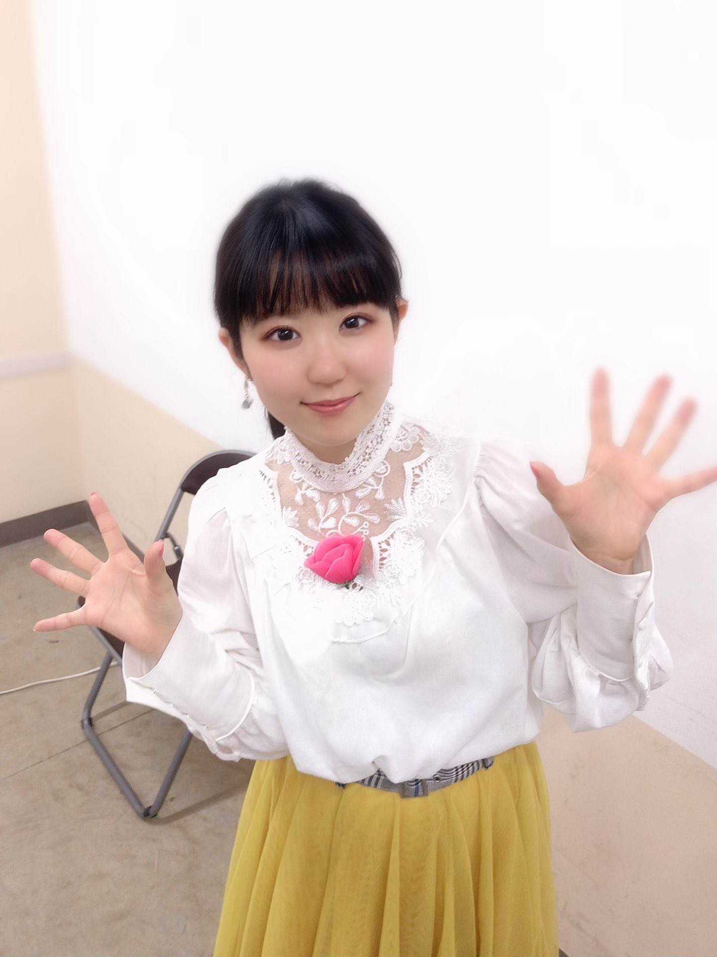 Twitter 上的 東山奈央 オフィシャル アリオ川口さんのリリースイベント 両部ありがとうございました 今日も楽しくて 皆さんの 笑顔とおしゃべりで幸せいっぱい 後ろの方も見やすいように 前方のかたが座ってくださったり ちいちゃい子へのご配慮なども感謝です