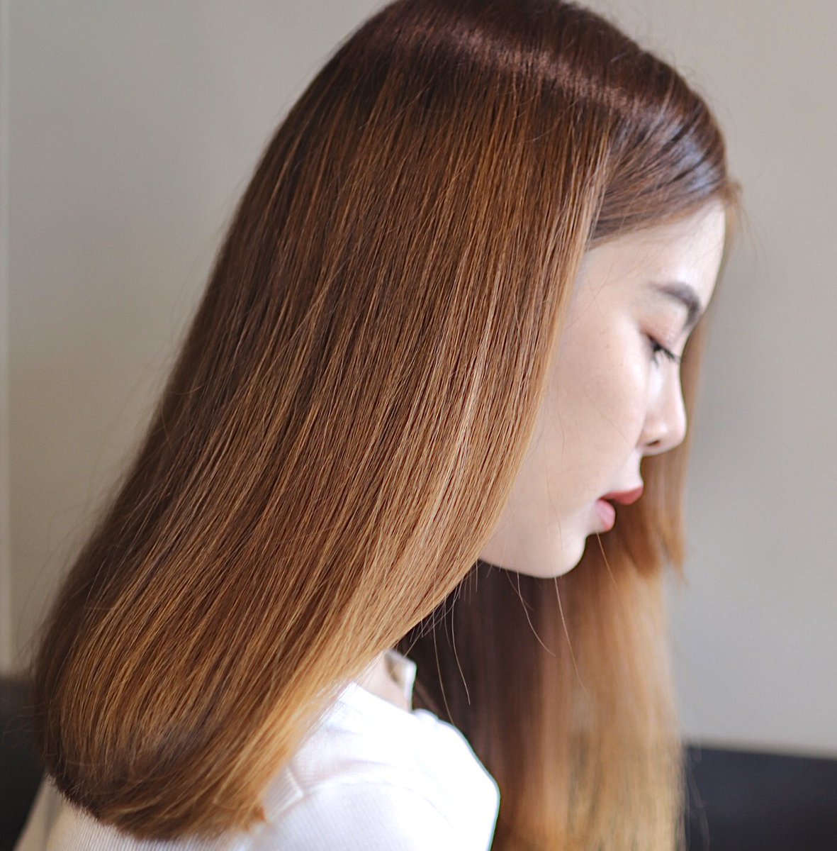 peartunwarat's tweet photo. #แพนทีนไมเซล่า  เอาอีกแล้ว ออกแชมพูตัวใหม่ Rose Water เป็นสูตรที่ล็อคความชุ่มชื้นข้ามวันให้ผมนุ่มสวย โรสวอเตอร์นี้สกัดจากกุหลาบของปร���เทศฝรั่งเศสดีงามมาก หอมติดผมมากด้วย ช่วยดีท็อกซ์ผมอีก จะเจอฝุ่น อากาศร้อน ผมก็ยังสวยยย #กุหลาบสีแชมพู #ใช้ดีบอกต่อ https://t.co/MdXKqMKQcW
