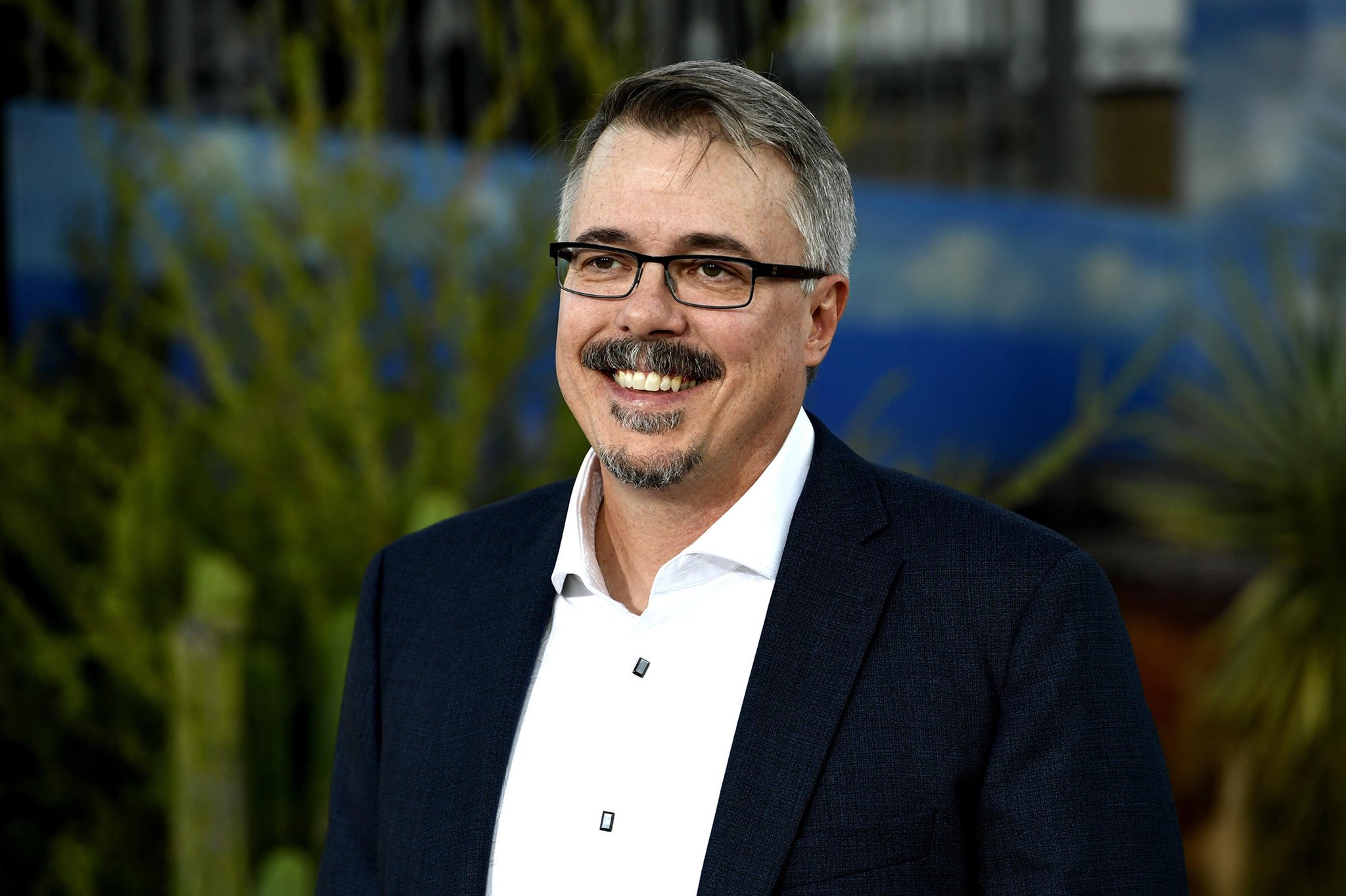 Happy Birthday to the genius behind Breaking Bad, El Camino & Better Call Saul, Vince Gilligan! 