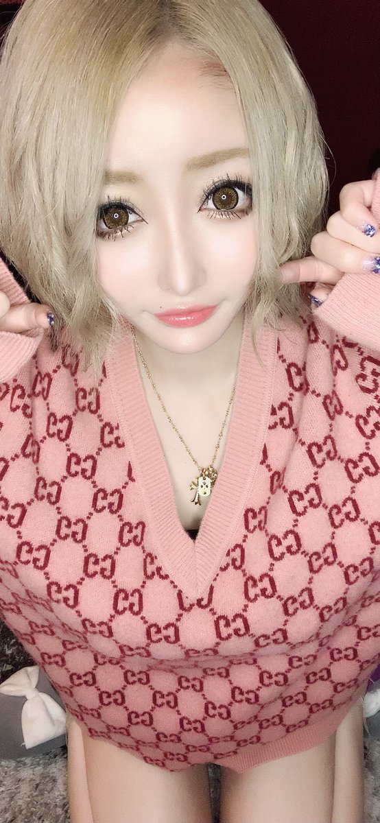 せりかまちょ 42番 みんなが可愛い可愛いって煽ててくれるのでたまには自撮りあげます もっと可愛いってゆって 足りないよ せりかまちょ 42番 みんなが可愛い可愛いって煽ててくれるのでたまには自撮りあげます もっと可愛いってゆって 足りないよ