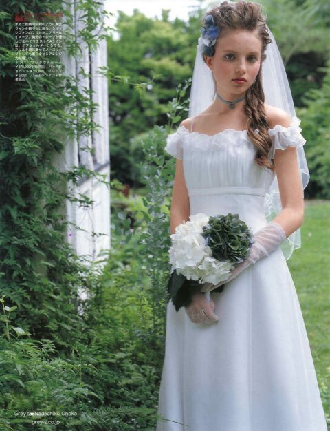 Nadeshiko Ohoka Grey S T Co C9bdzfdwua ウェディングドレスデザイン スタイリング Nadeshiko Ohoka ウェディングドレス Grey Sオリジナル巻ロックベール グローヴ アンティークハートペンダントトップ アンティークブルーベルベット
