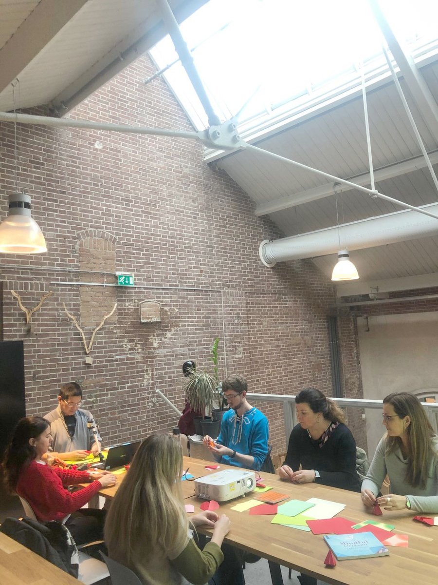 mindfulorigami's tweet photo. Had a great response to the three workshops I held yesterday at The Makerstore.
It was a Valentine's day themed mindful origami workshop.
#mindFOLDness #mindfulorigami #wellbeing #mentalhealth #mentalhealthawareness #mindfulness #origami #themakerstore #amsterdam https://t.co/7cvyoDY1uD