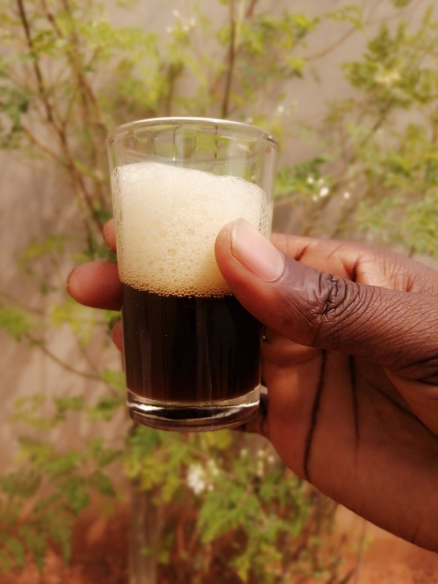 AratelBassir's tweet photo. Après une semaine chargée, place à une journée dominicale riche en #shayi.
#TeamTeaForever
@Kabo227 @kanembou @Impulseur227 @hadyline2014 @ChehadiZou @Issakimho @lourwana https://t.co/ROAn4GiVcd