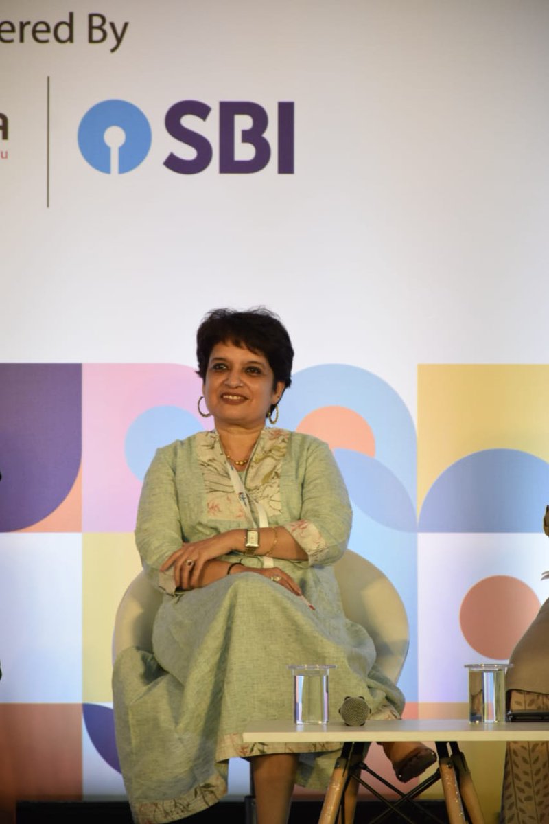 timeslitfestblr's tweet image. @itsanandnee Kavita Kane and Kevin Missal in conversation with  @PiyushaVir  on exploring mythology and drawing wisdom from it @timeslitfestblr 

#TimesLitfest #TLFBlr #TLFBLR2020